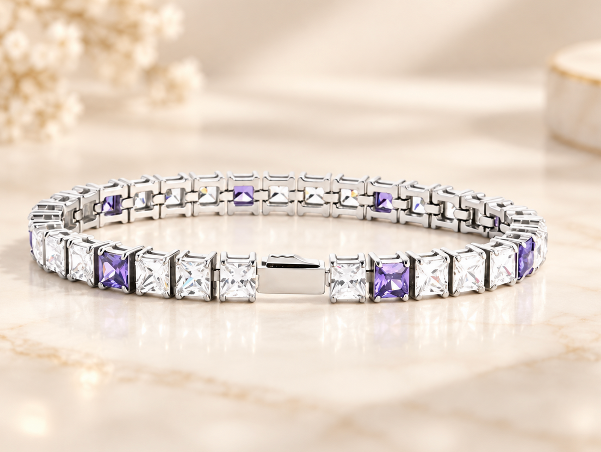 Bracelet tennis argenté avec zircons mauves et transparents carrés